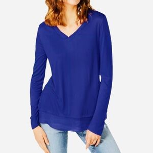 🌸New🌸 Long Sleeve V-neck Top Sz Small INC NWT